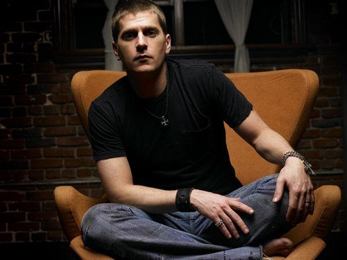 [RobThomas.bmp]
