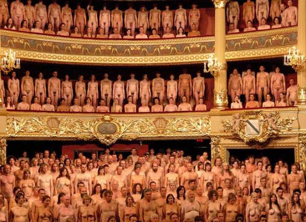 [spencer-tunick-12.jpg]