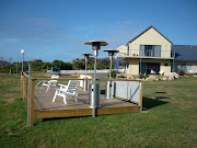 Innkeepers Tasmania's popular Diamond Island Resort in Bicheno, . (penguin viewing )