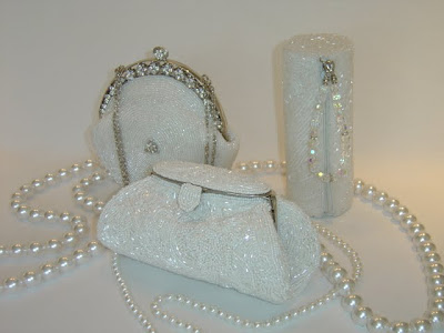 أجمل الاكسسوارات للعروس 3+white+beaded+bridal+bags