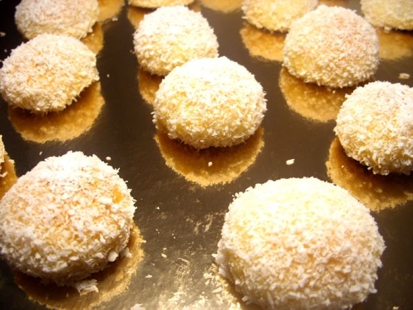 حلوة بسيطة و عادية لكنها رائعة في المداق و أغلبية المغاربة يعرفونها Jpg