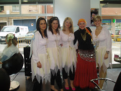 Carnaval con las chicas de "Miranda". La pelu con más Glam de 9barris