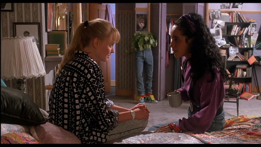 Non Canon Review: A Nightmare O...