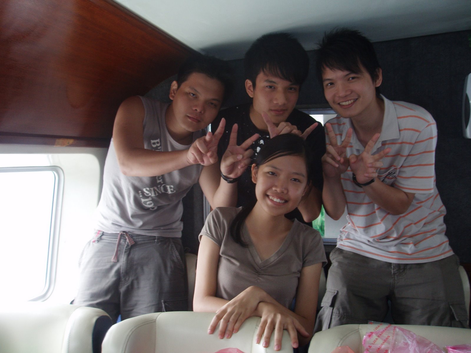 [PB180056.JPG]