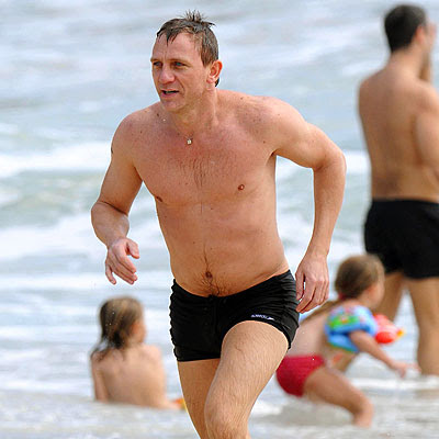 PLEASE STAY TUNED FOR MORE DANIEL CRAIG POSTS, INCLUDING NUDE PHOTOS OF THIS ... PLEASE STAY TUNED FOR MORE DANIEL CRAIG POSTS, INCLUDING NUDE PHOTOS OF THIS ...