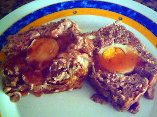 Molde De Carne Con Salsa De Frutos Rojos
