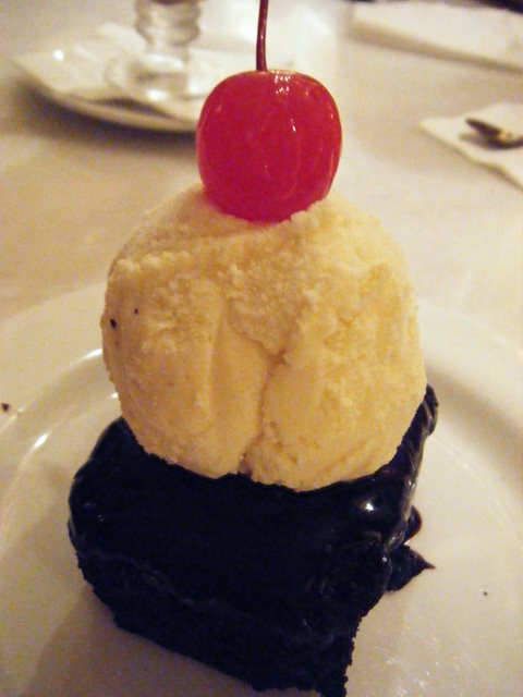 [Chocalate+Brownies+with+Ice+Cream.JPG]
