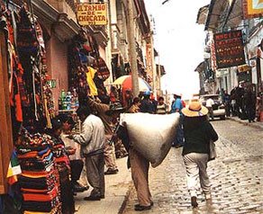[ambulantes-cuzco.jpg]