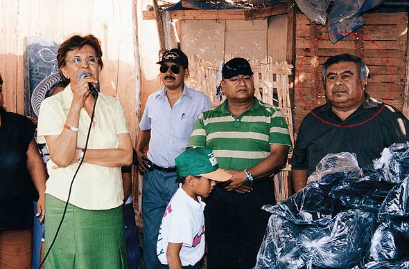 [caretas2.jpg]