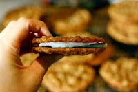 Oatmeal Creme Pies