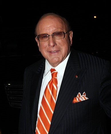 [Clive_Davis.jpg]