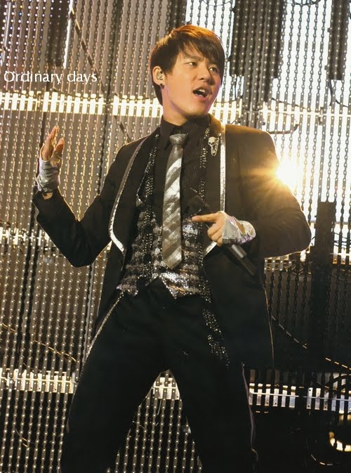 [5325304120090903015110021.jpg]