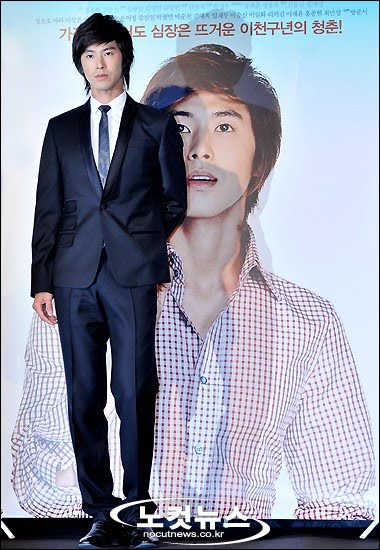 [02143047869_61000090.jpg]