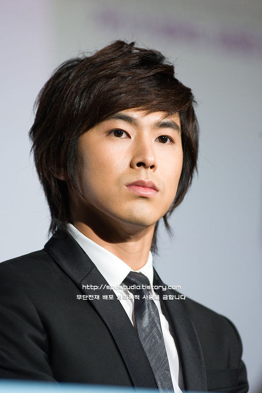 [4ba9e83ae3a6f7c115cecb17.jpg]