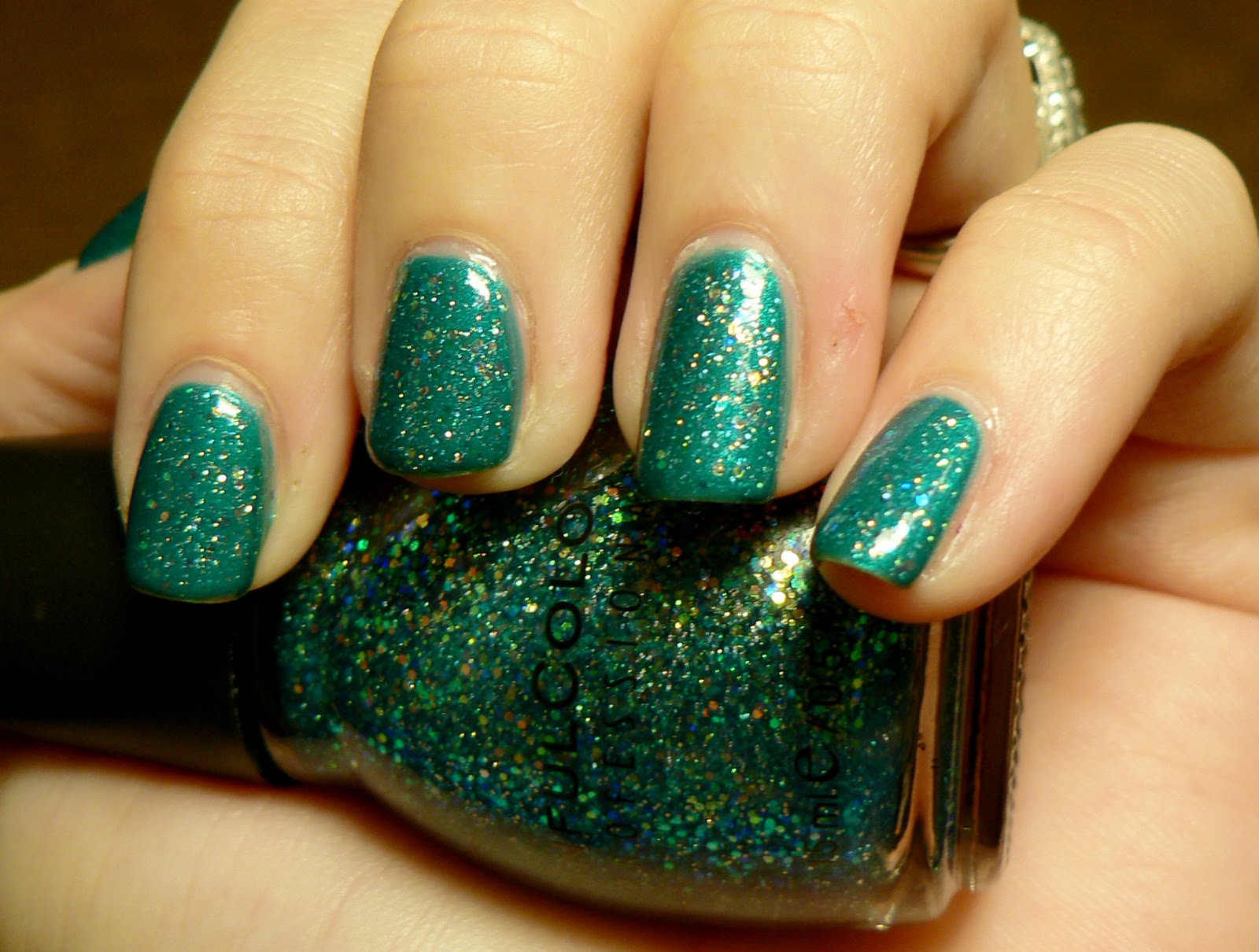 Let them have Polish! Sinful Colors Nail Junkie