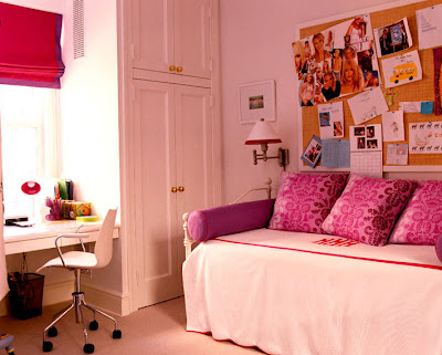 Dark Pink Room