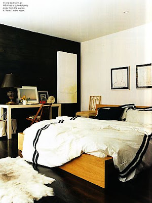 contrasting wall colors