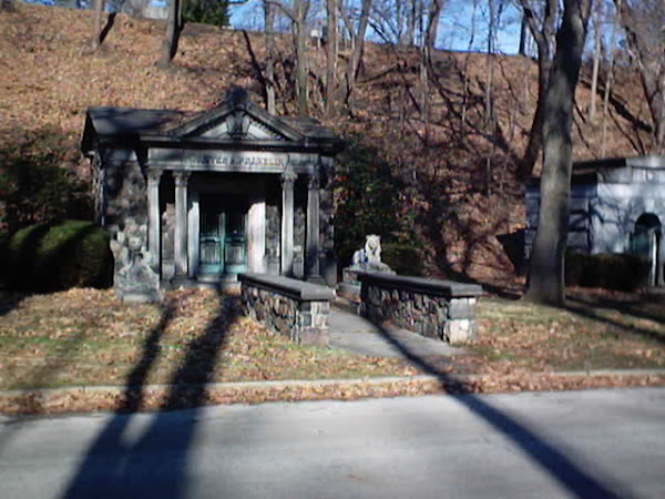 Walter Franklin Mausoleum