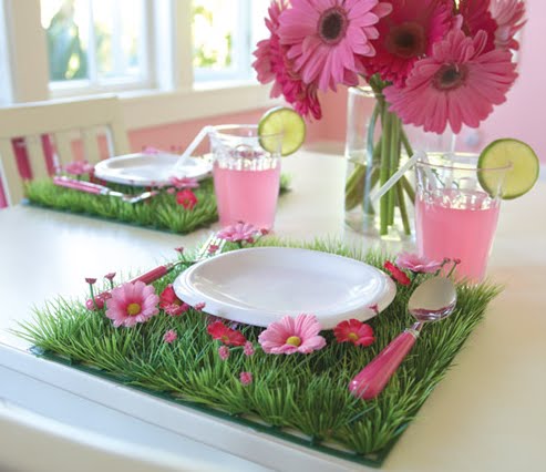 [grass+placemat.jpg]
