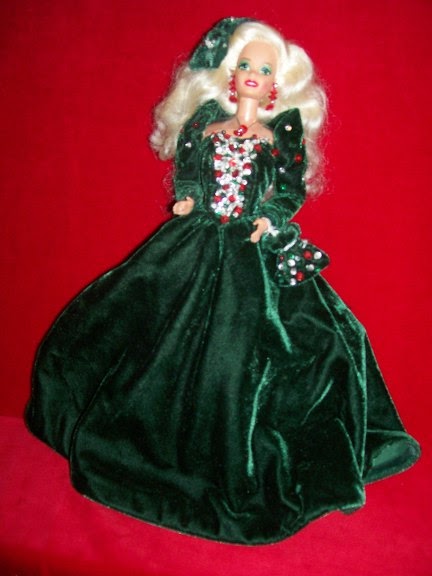 Thrift Store Dolls: 1991 Holiday Barbie