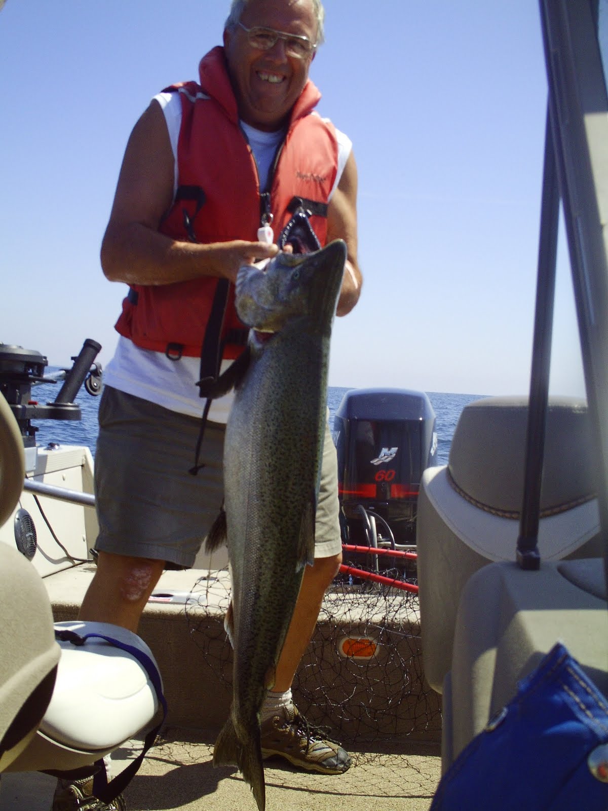 UNCLE BERT  DOES IT AGAIN..maybee 24lbs,, wellington ont.july 3 or 4th 2009
