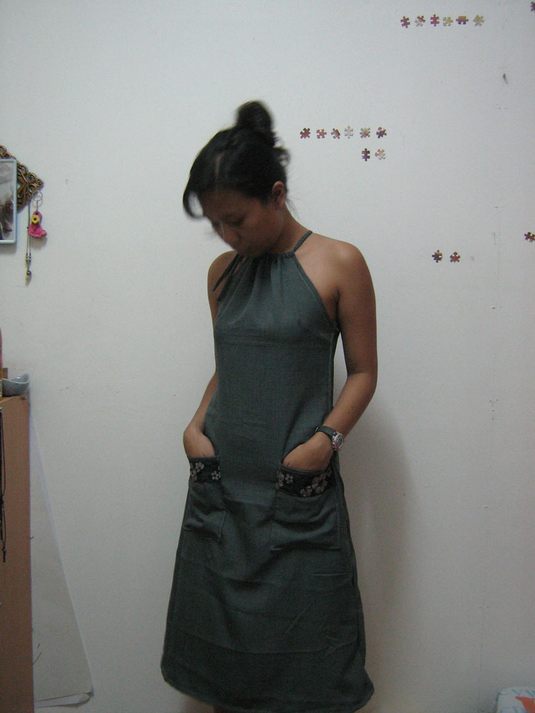 [myamgreydress2.jpg]