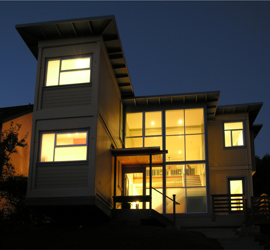 Cottonwood Meadow The Container Home in Richmond CA