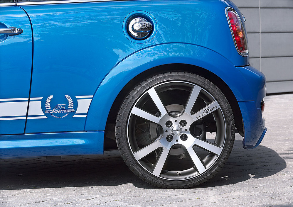 [Carscoop_ACS_Mini2007_2.jpg]