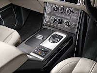 2011-Range-Rover-01.jpg