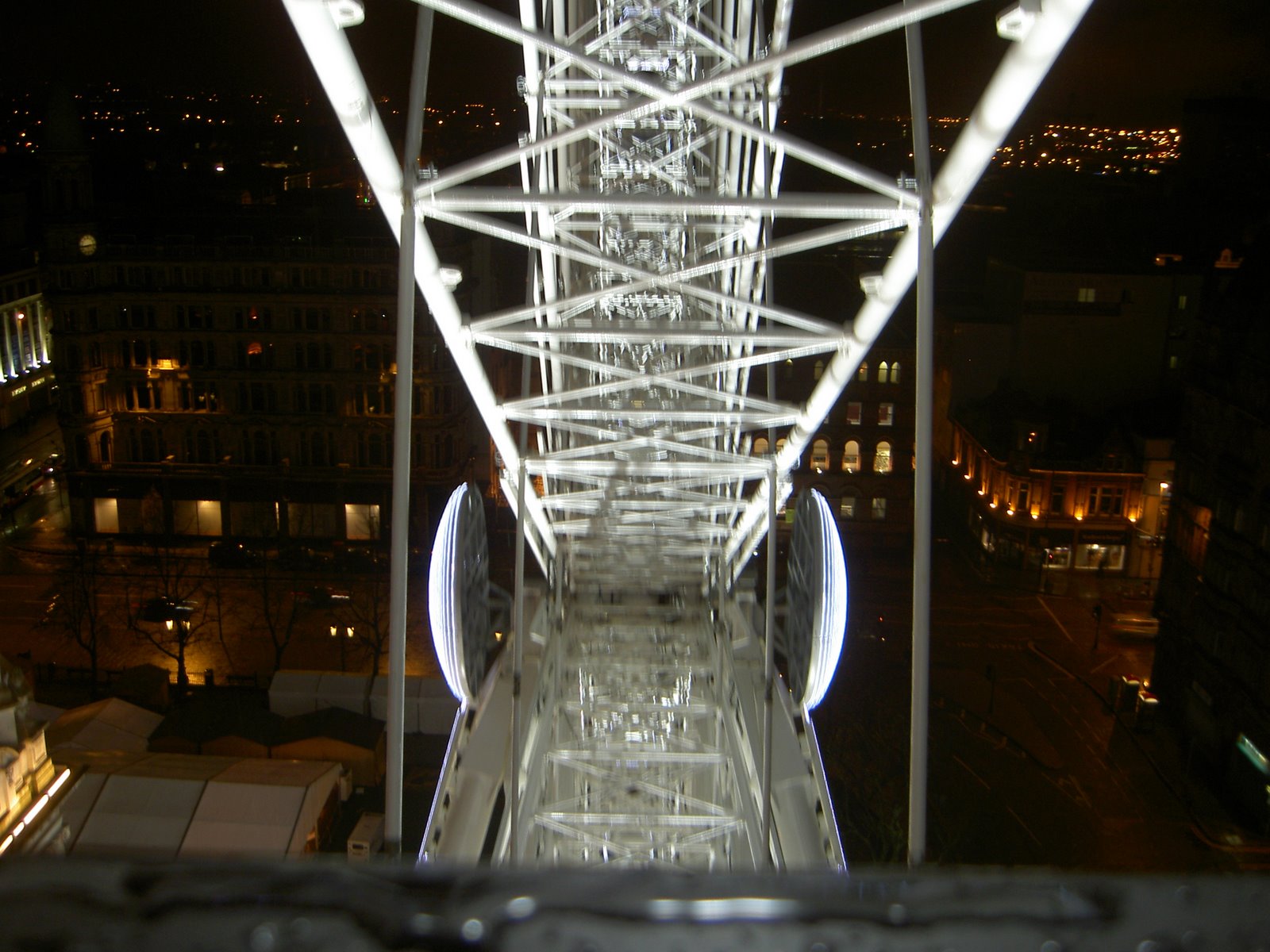[PICT3595.JPG]