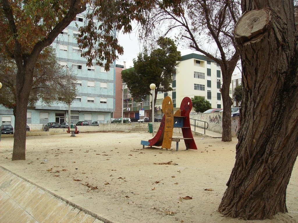 [Parque+infantil+-+1.JPG]