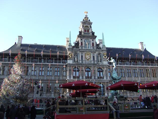 [Antwerp_Market_square.jpg]