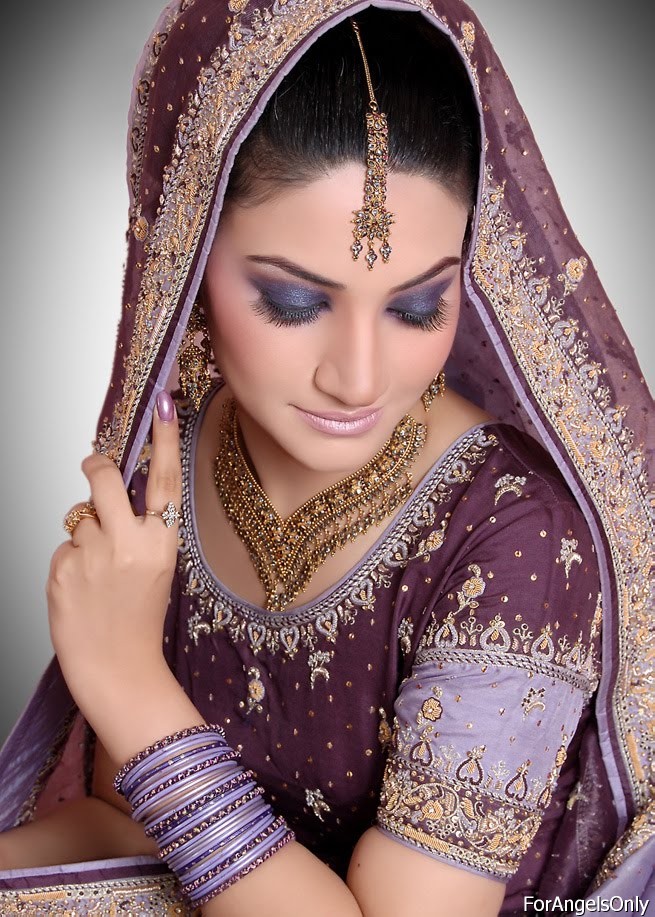 Bridal photo Indian bridal photos Bridal wear Indian Bridal Wear 