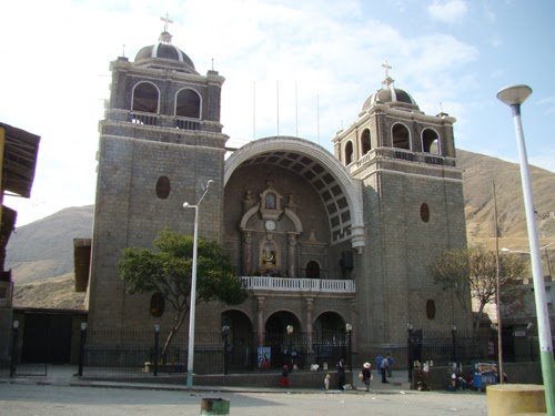 Iluminarán iglesia de Otuzco ~ Noticias en un clic