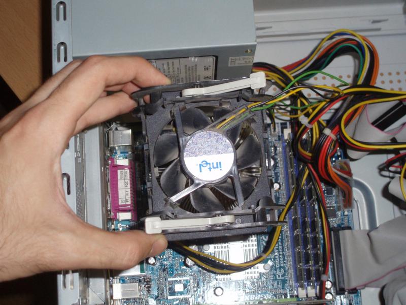 Windows xp cpu fan error message