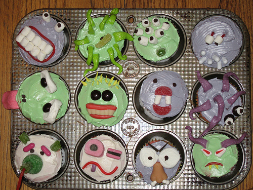 cupcakes ideas. decorating ideas for cupcakes