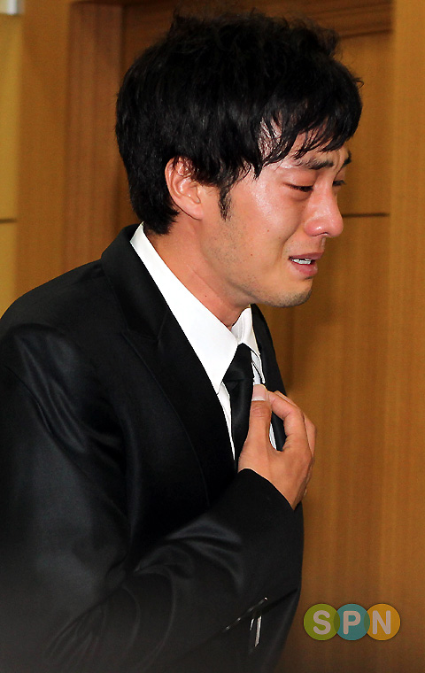 so ji sub park yong ha kdrama kkk friends of late park yong ha so ji sub park yong ha kdrama kkk friends of late park yong ha
