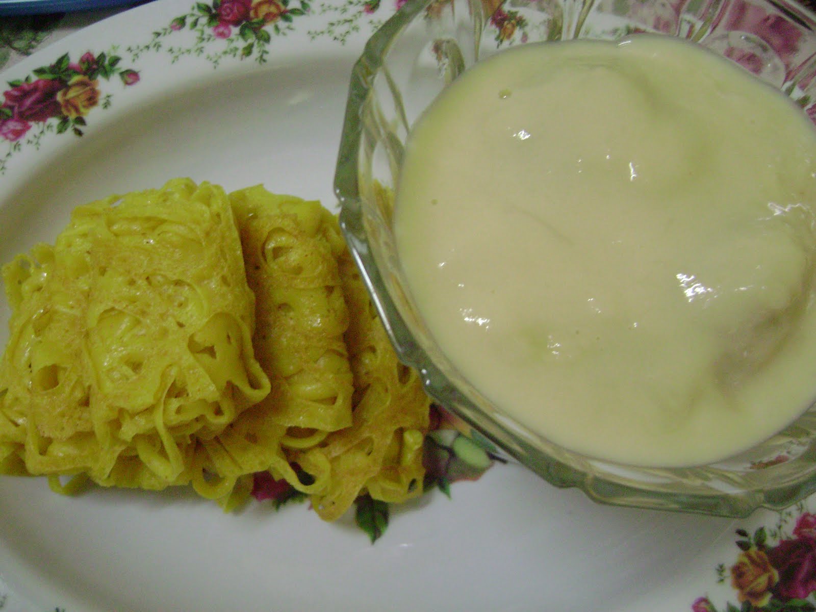Cara Membuat Roti Jala Kuah Durian