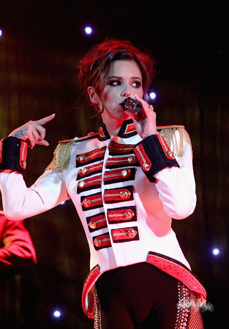 Cheryl Tweedy Cole On Stage Performing HQ Pictures