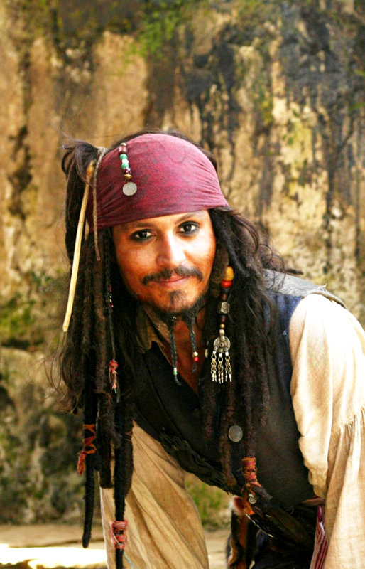 Johnny+depp+pirates+of+the+caribbean+1