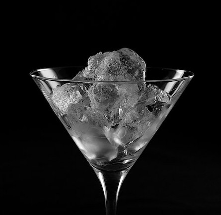 [Frosty+glass+with+ice.jpg]