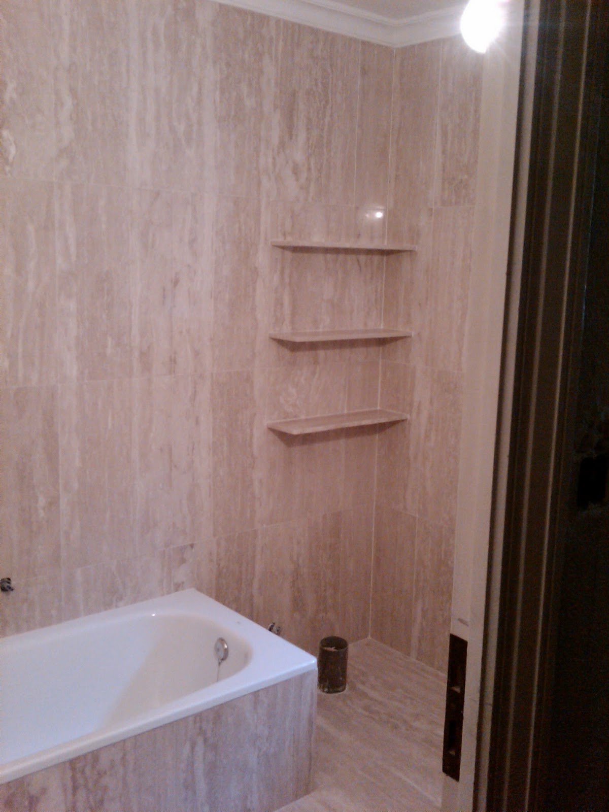 REFORMAS GAFER, S.L.: REFORMA BAÑO MARMOL c/ Dtor. Esquerdo