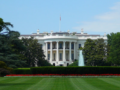 The White House II by xLivingDeadGirl