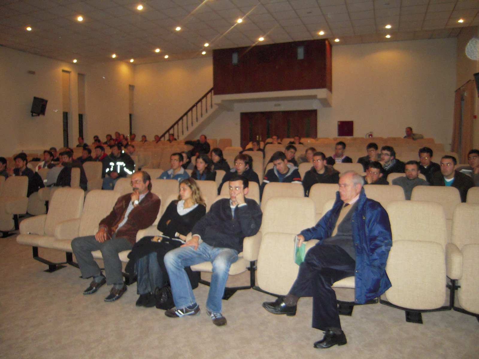 [DSCN0256.JPG]