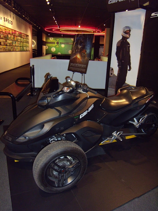 BRP Can-Am Spyder Roadster Can Am Spyder Roadster. BRP Can-Am Spyder Roadster
