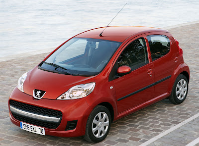 2009-Peugeot-107-facelift-4%5B1%5D.jpg