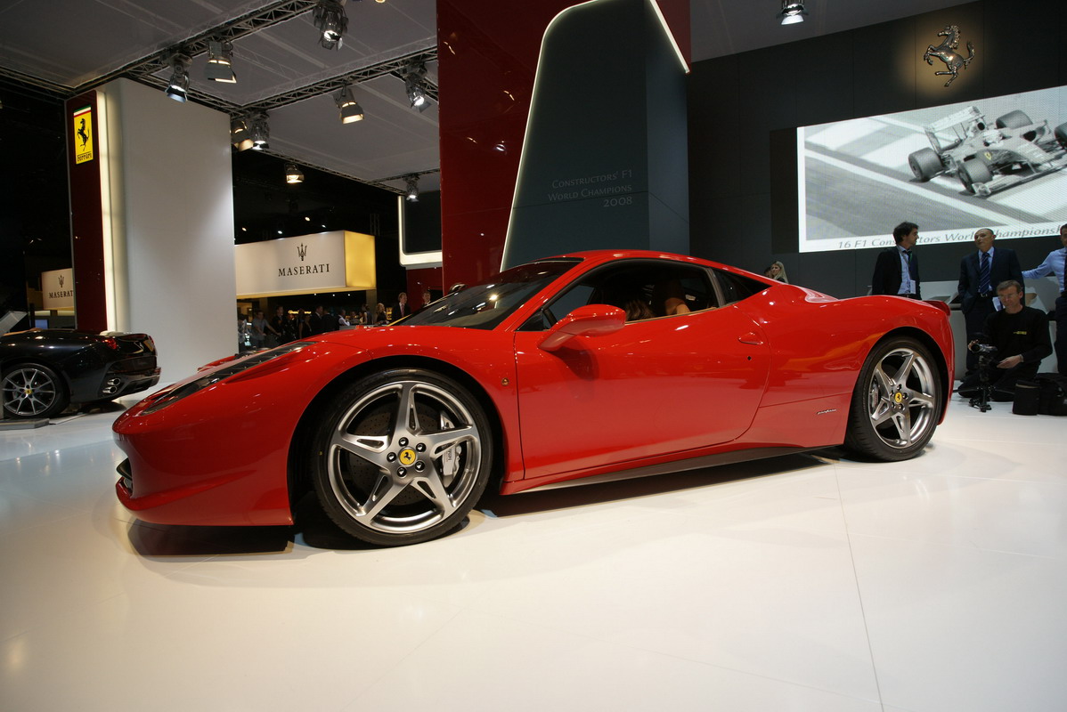 [Ferrari+458+Italia+1.jpg]