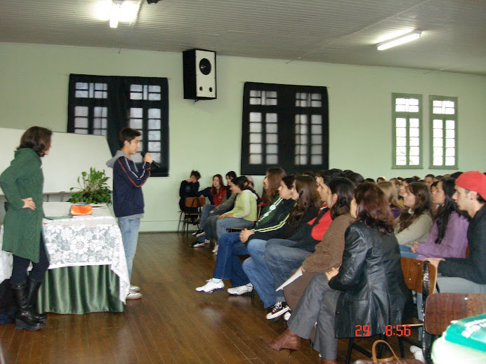 Talking to students at São Luis High School