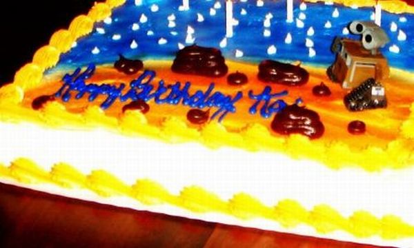 [worst_birthday_cakes_ever_09.jpg]