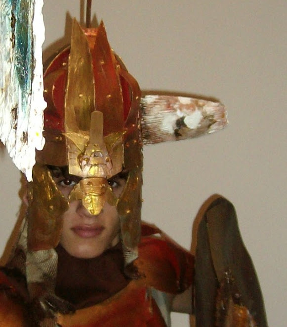 Figurino e acessórios.